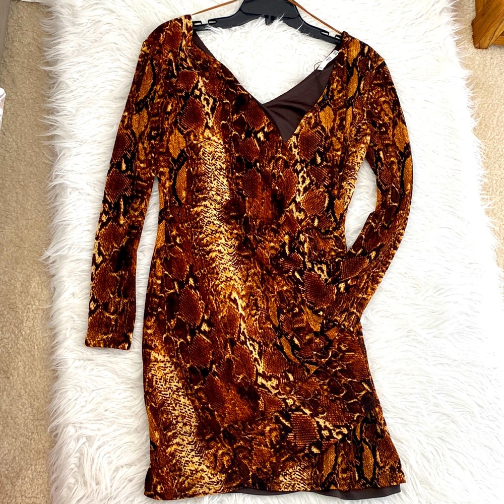 MANGO V-NECK SNAKE PRINT VEROES DRESS